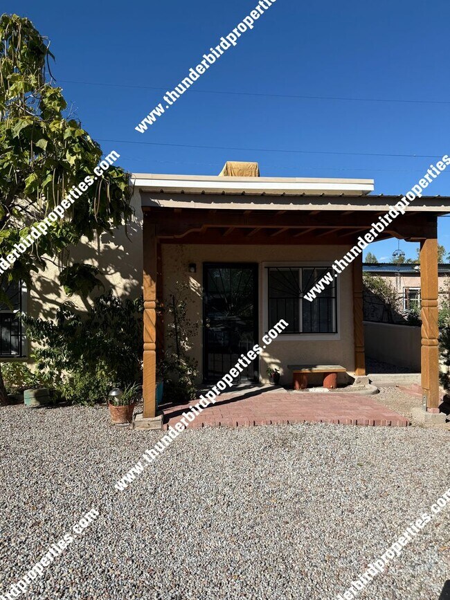 Foto del edificio - Charming 1 bedroom 1 bath Casita in the No...