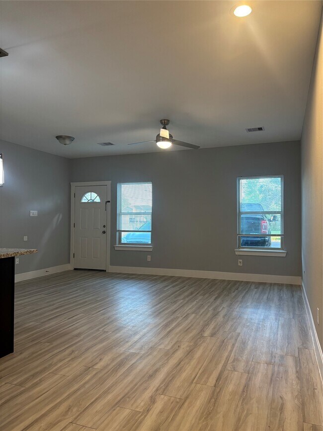 Foto del edificio - 339 Owens St