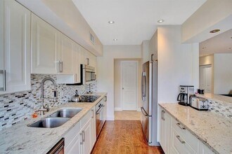 Building Photo - 250 180th Dr