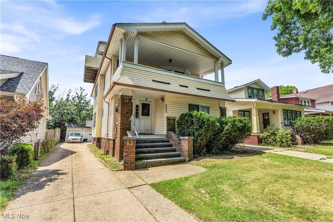 Building Photo - 3274 W 130th St
