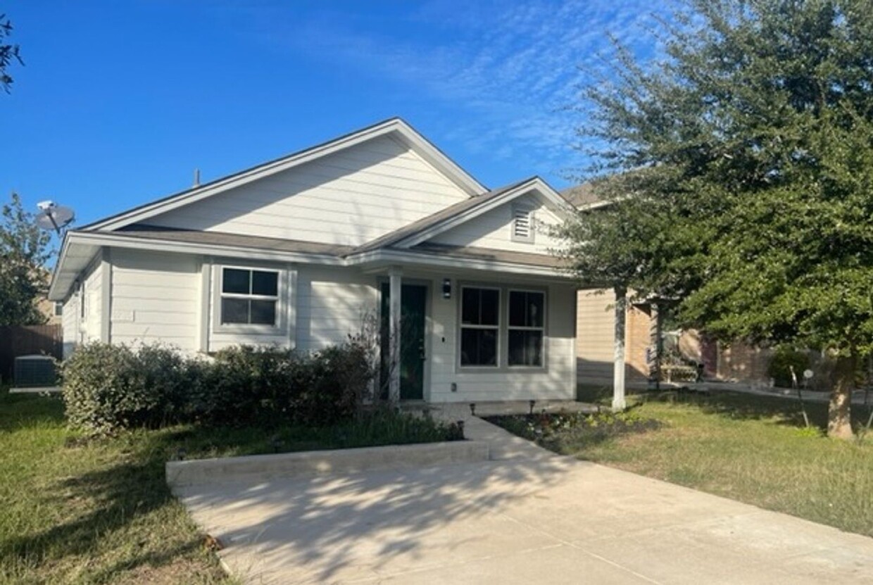 3 Br, 2 Bath House - 5735 Spanish Flat - House Rental In San Antonio ...