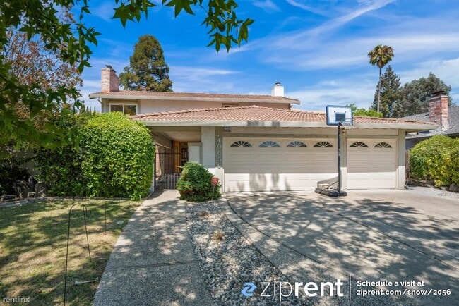 Foto del edificio - 4 br, 2.5 bath House - 40656 Mission Blvd,...