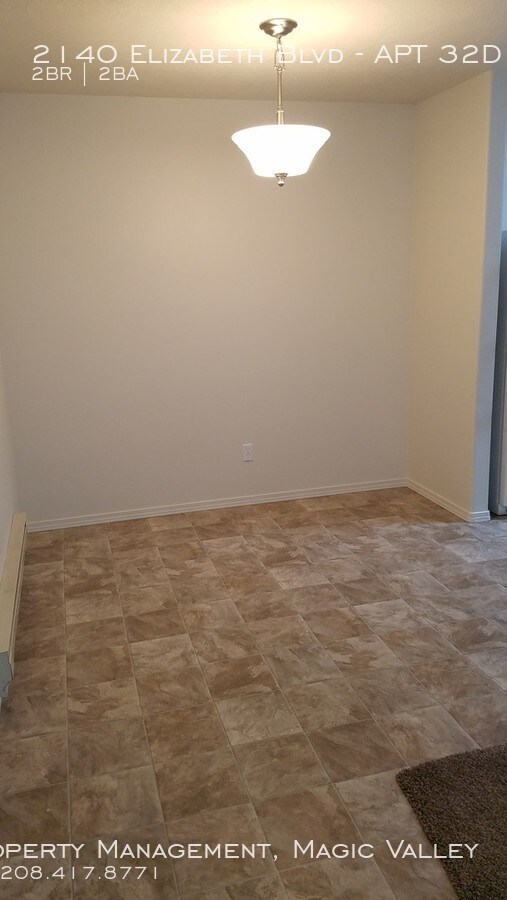 Foto del edificio - 2140 Elizabeth Blvd