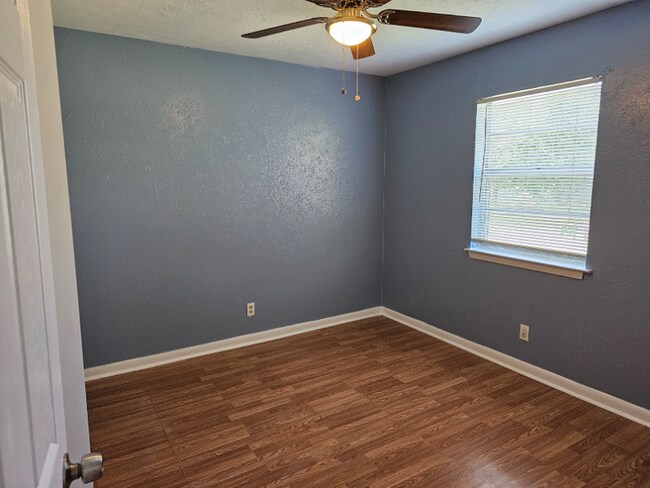 Building Photo - 4308 Zephyr Rd