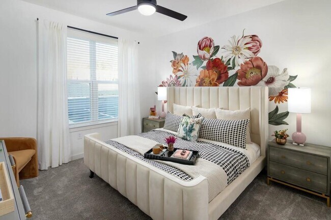 Foto del edificio - 5617 Oak St