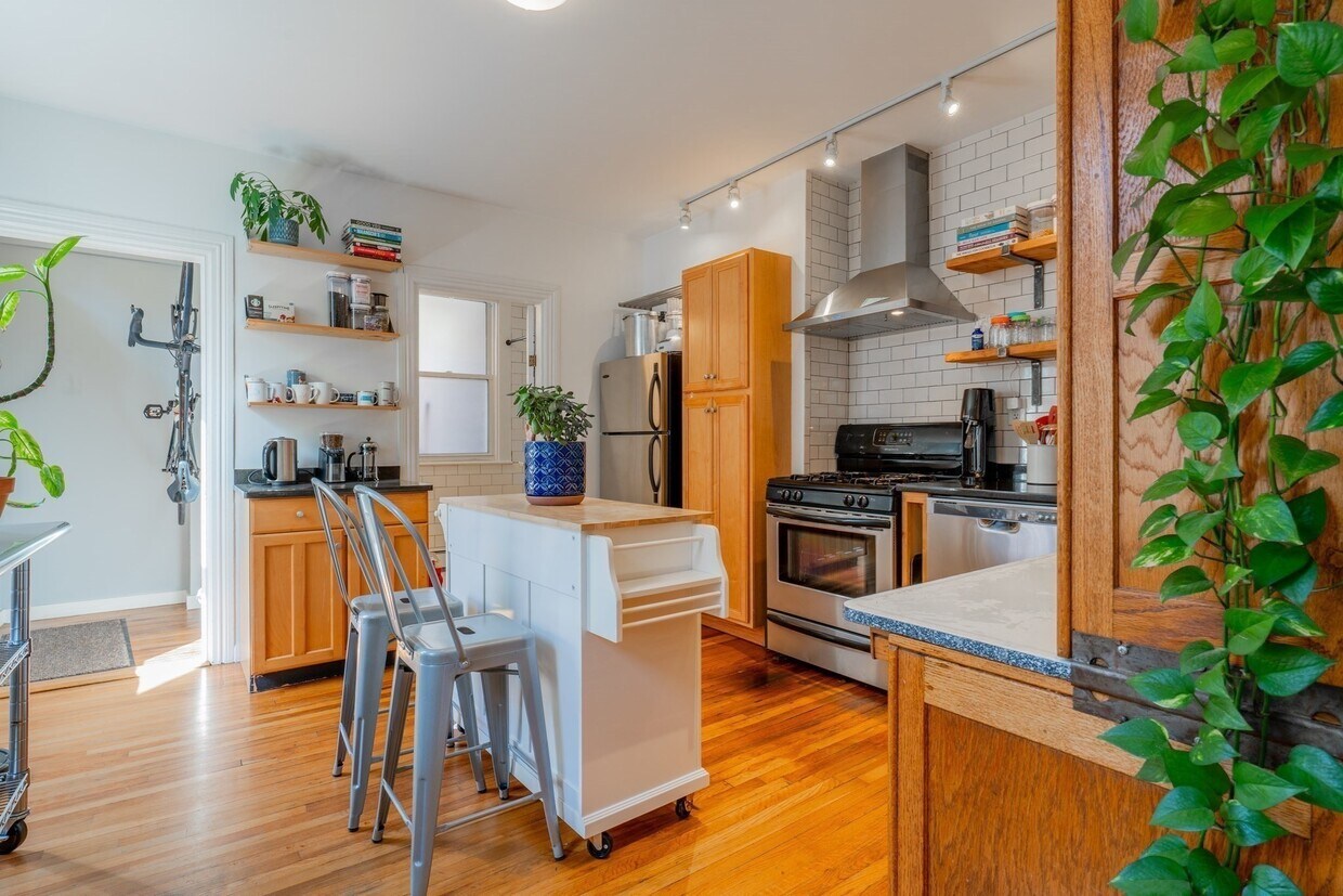 Foto principal - 77 Columbus Ave