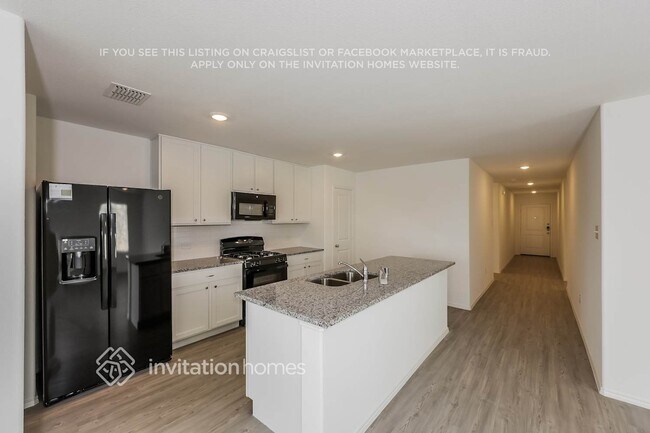 Foto del edificio - 4024 Pleasant Shade Pl