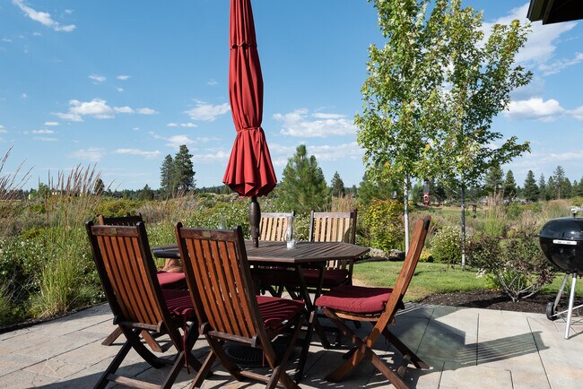 Foto del edificio - 61347 Triple Knot Rd