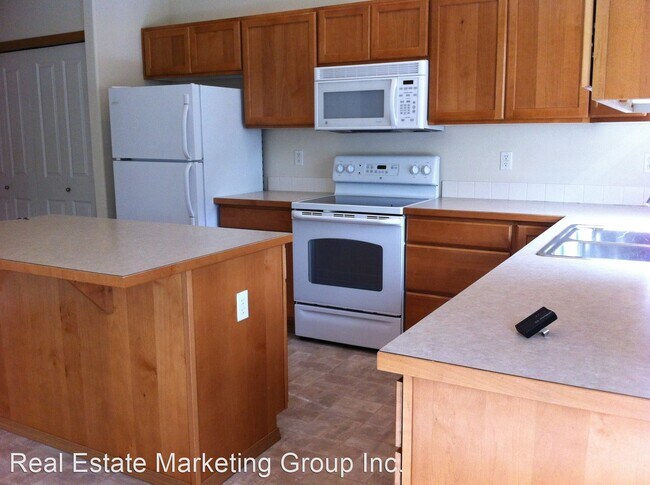 Building Photo - 4 br, 3.5 bath House - 238 Mitchell Lane