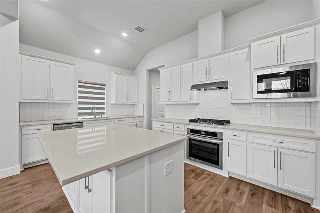 Foto del edificio - 6112 Mulberry Creek Ln