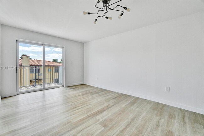 Foto del edificio - 620 SW 10th St