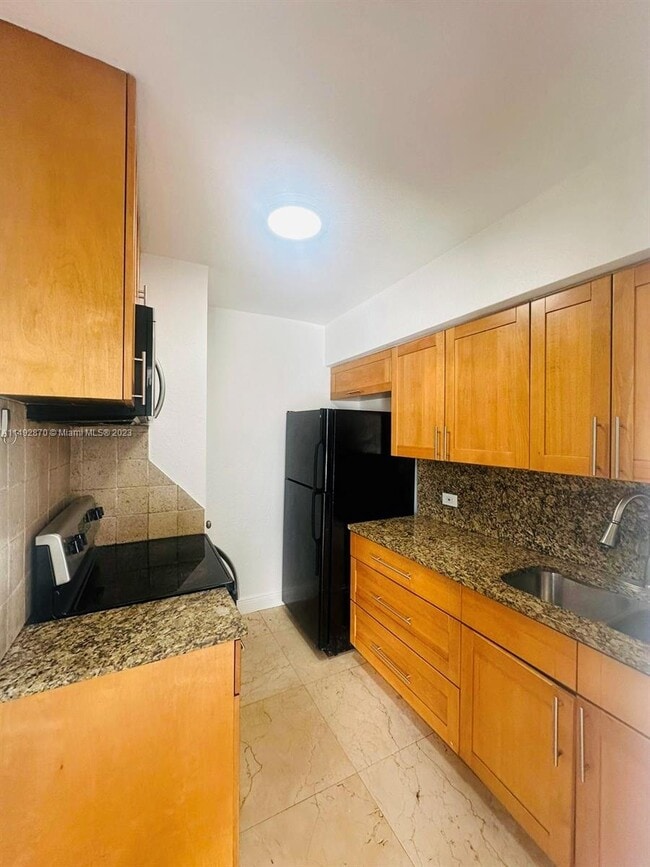 903 NE 111th St Unit 903, Biscayne Park, FL 33161 Apartment for Rent