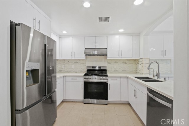 Foto principal - 1598 Long Beach Blvd