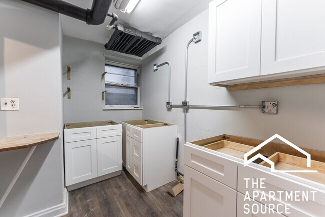 Foto del edificio - 4615 S Prairie Ave