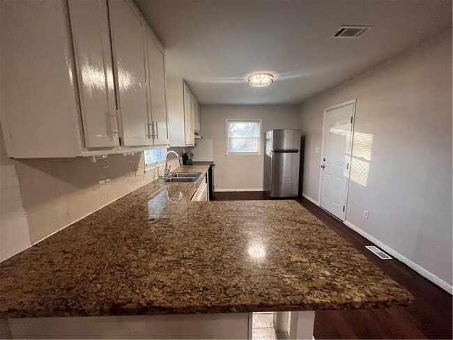 Foto del edificio - 80 Stafford St NW