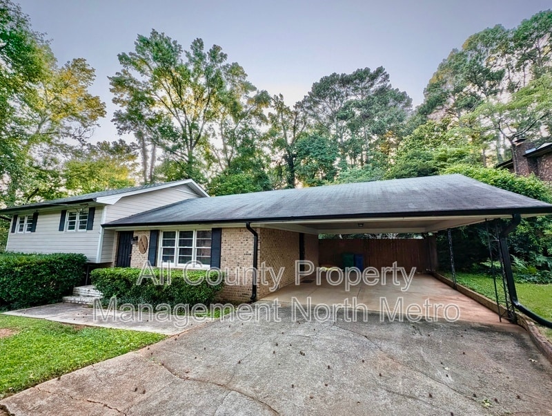 Photo - 4098 Idlevale Drive