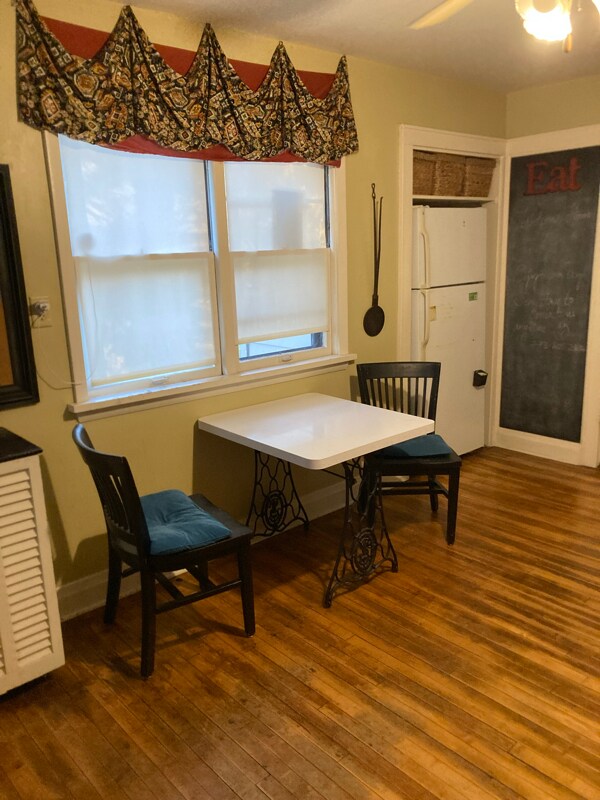 Foto del edificio - 9069 South 13th Street