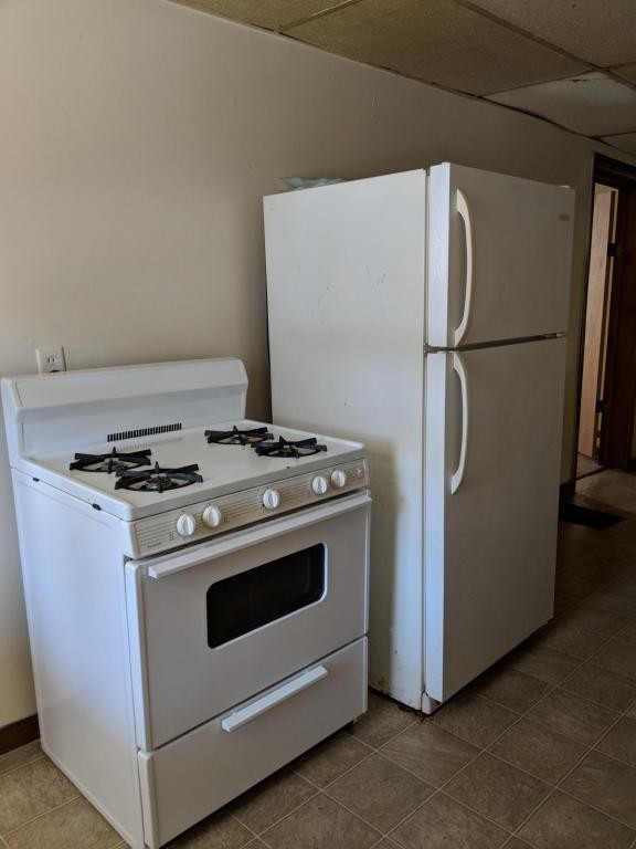 Building Photo - BL 308 E Mulberry #2