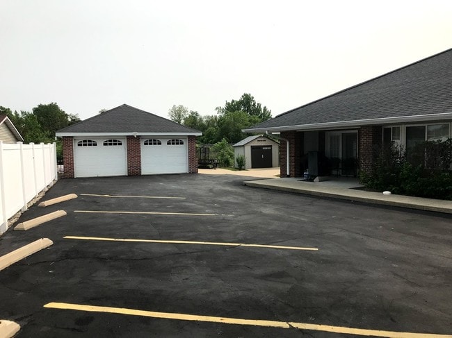 Building Photo - 106 Harris Rd