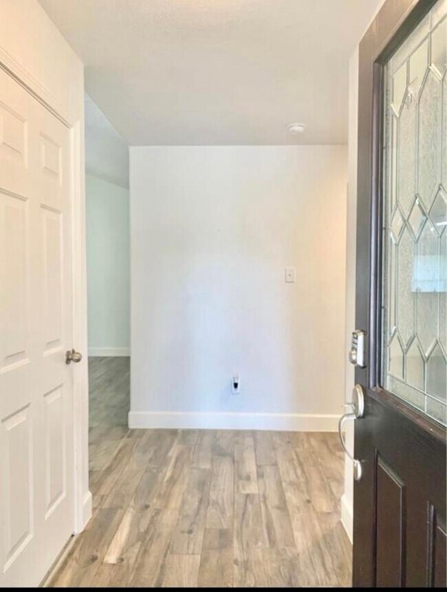 Foto del edificio - 6326 Saragosa Crossing Ln