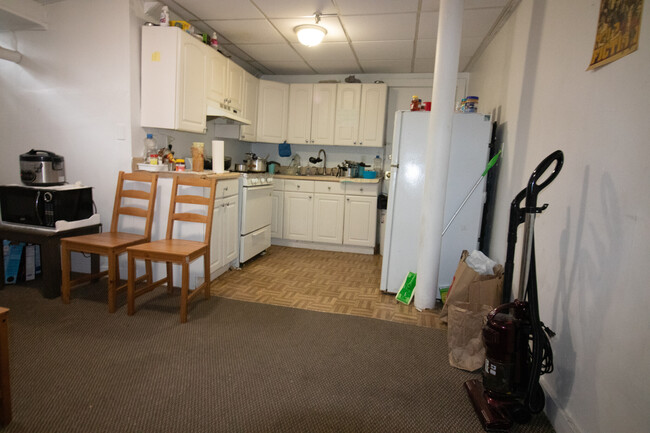Foto del edificio - 238 Hemenway St