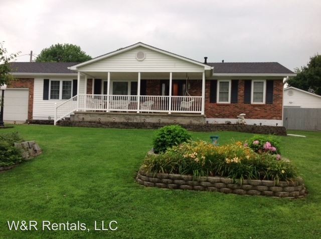 Primary Photo - 745 Wayland Dr