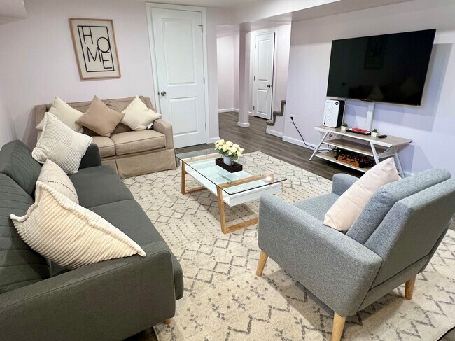 Foto del edificio - 7308 Valleycrest Blvd