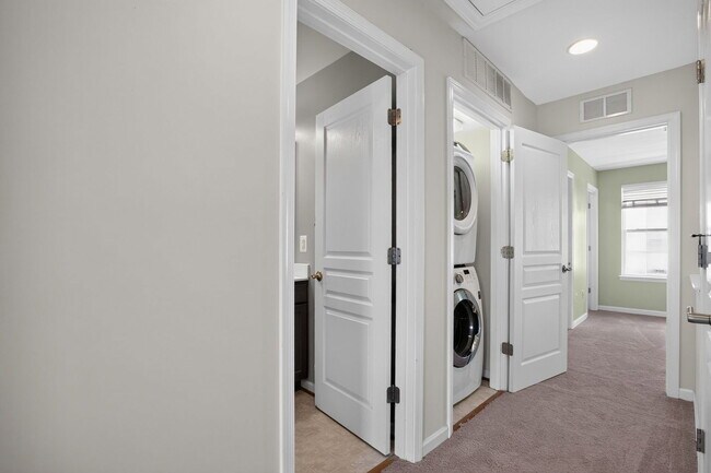 Building Photo - 23111 Foxglove Way