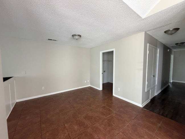Photo - 3BR/2BA Memphis Rental with High Ceilings, Hardwood Floors & Fenced Yard House