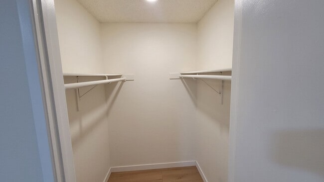 Building Photo - 11007 Hartsook St