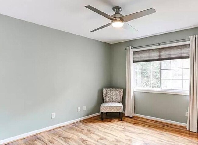 Foto del edificio - 1468 Briarwood Rd NE