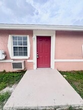 Building Photo - 315 D St