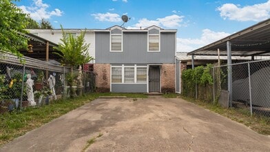 Building Photo - 9706 Farragut St