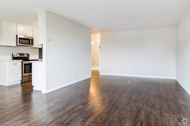 2BR,2BA-800SF Livingroom - Vista Terrace Apartments