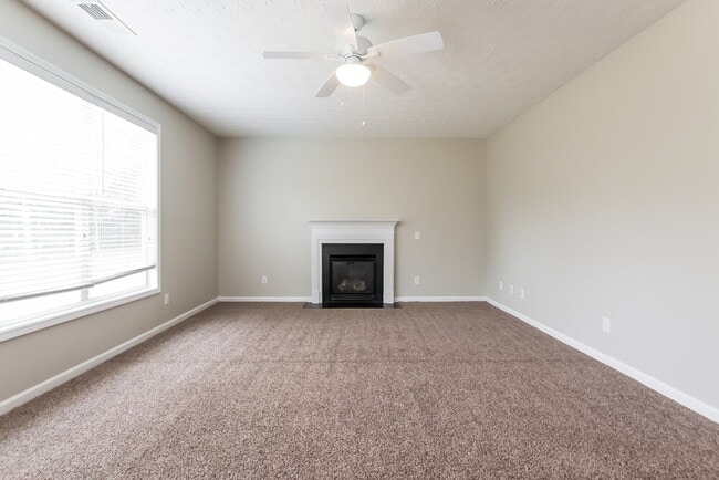 Building Photo - 123 Silver Arrow Cir