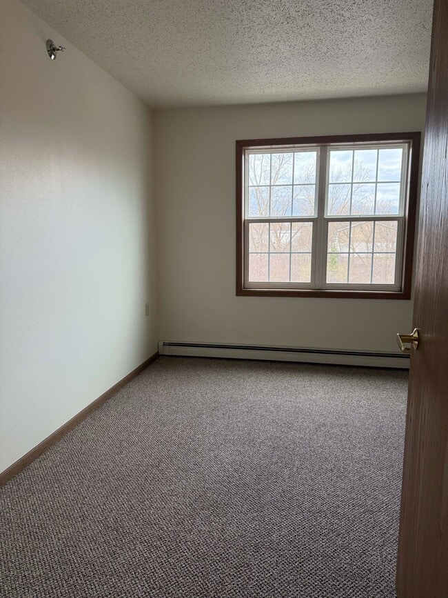 Building Photo - 840 Weinert Rd