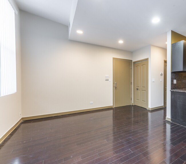 Foto del edificio - 206 W Division St