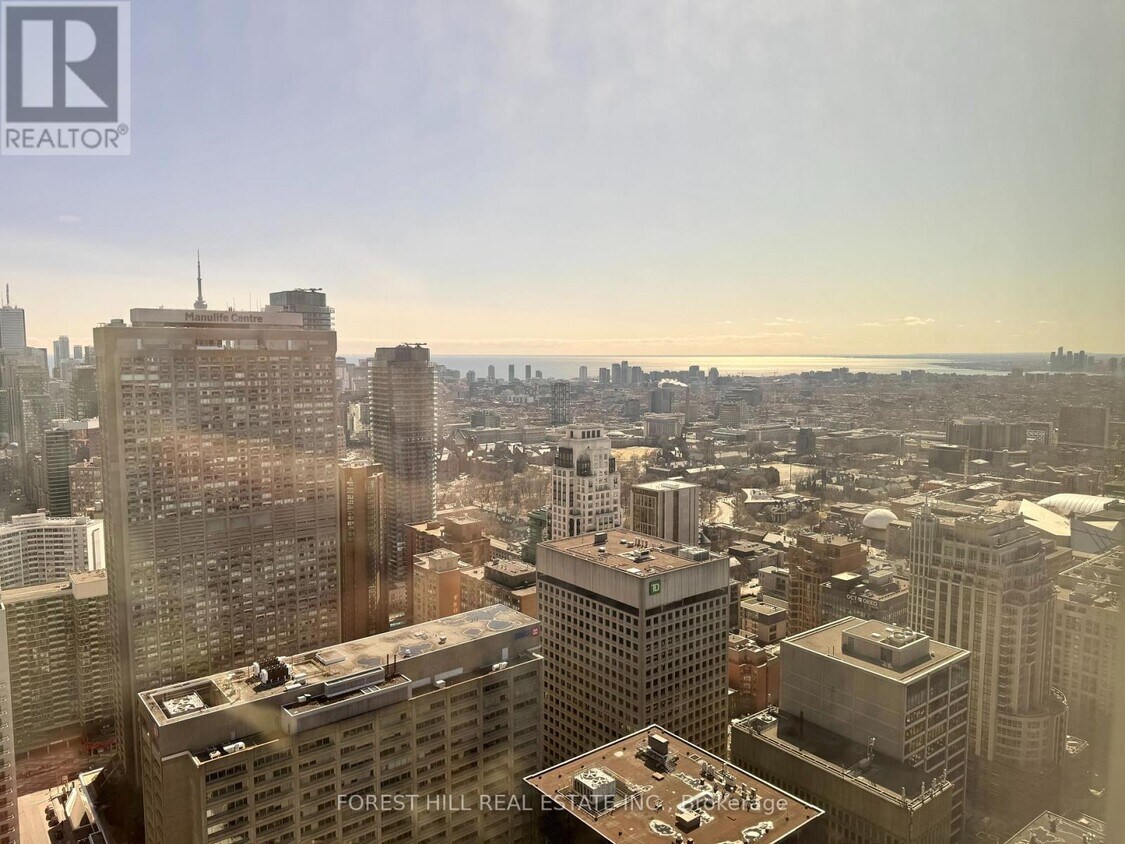 Photo principale - 11-4511 Yorkville Ave