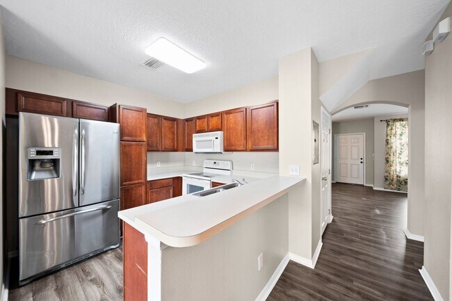 Foto del edificio - Beautiful 3 Bedroom, 2.5 bath townhouse for rent in Wesley Chapel.