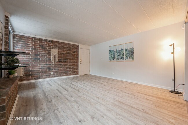 Foto del edificio - 2225 N Halsted St