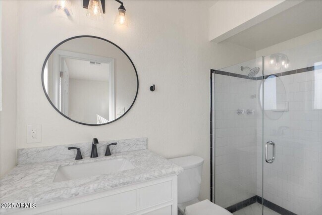 Foto del edificio - 2623 N 74th Pl