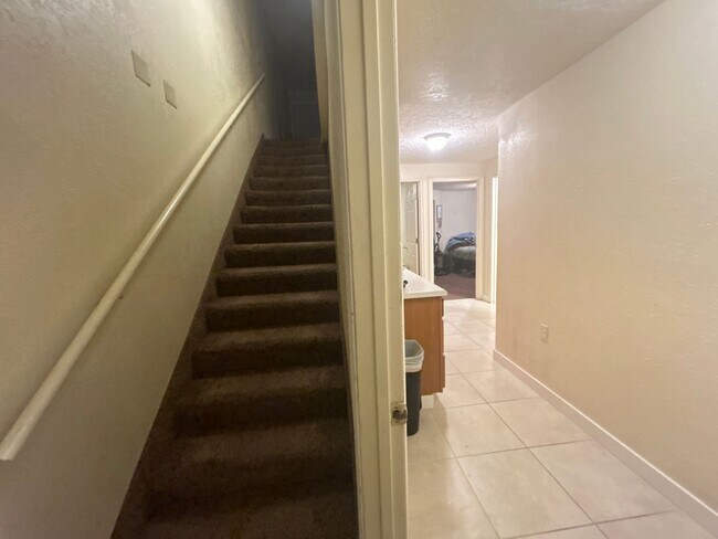 Foto del edificio - 354 Pinecone Dr