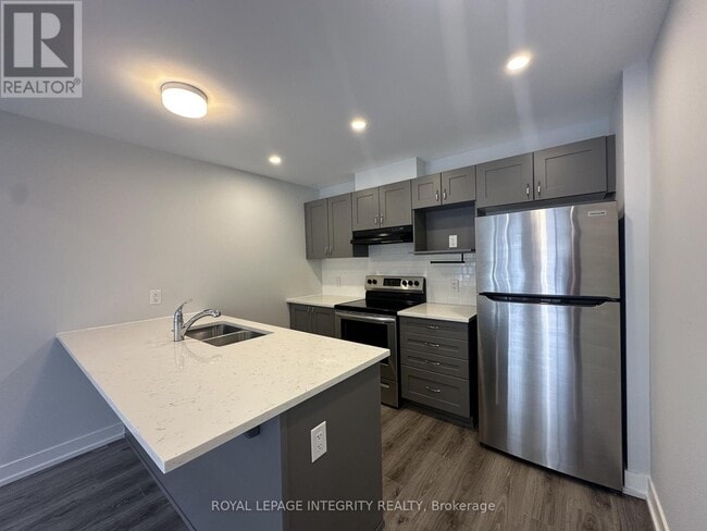 Building Photo - 280 Anyolite Private