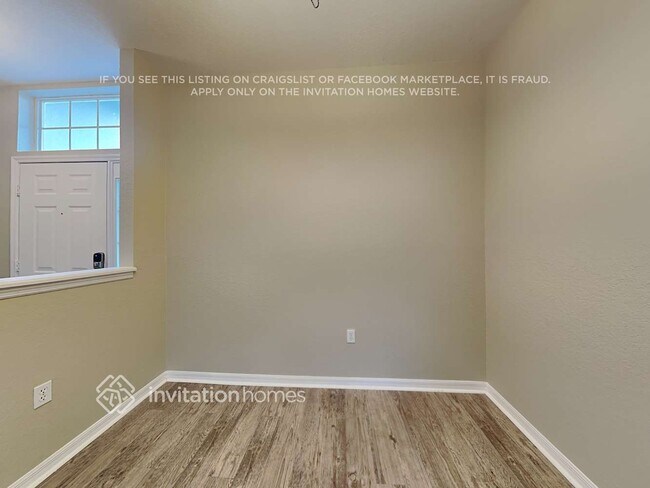 Foto del edificio - 3652 Sandhill Crane Dr