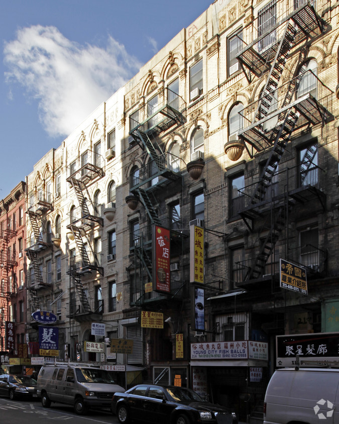 Building Photo - 19 Eldridge St