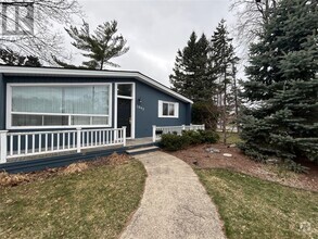 Building Photo - 1045 Lombardy Dr