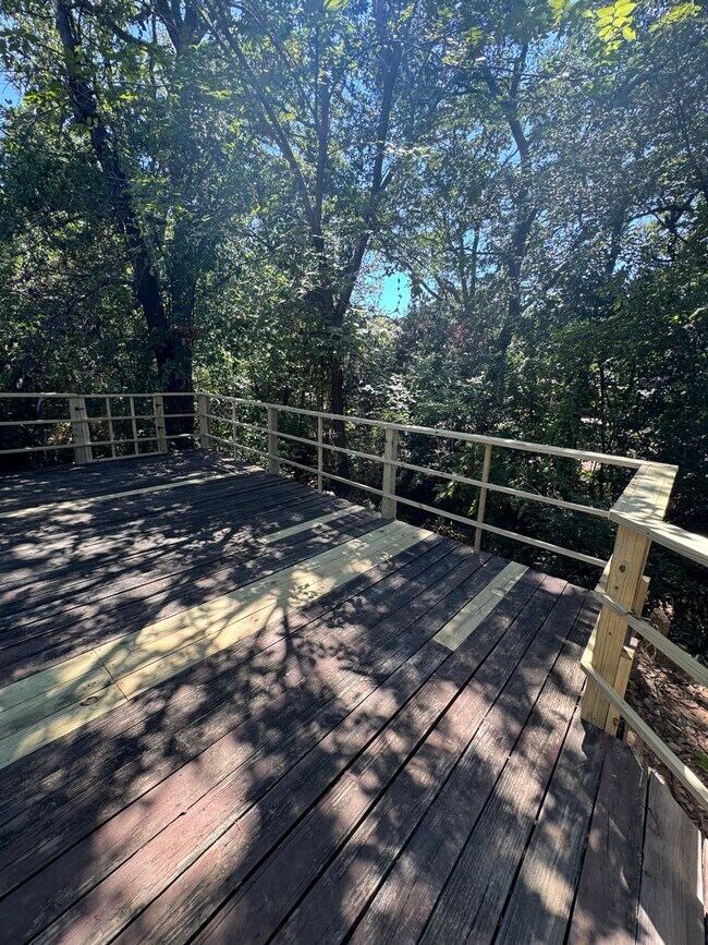 Foto del edificio - 5226 Bellefontaine Dr