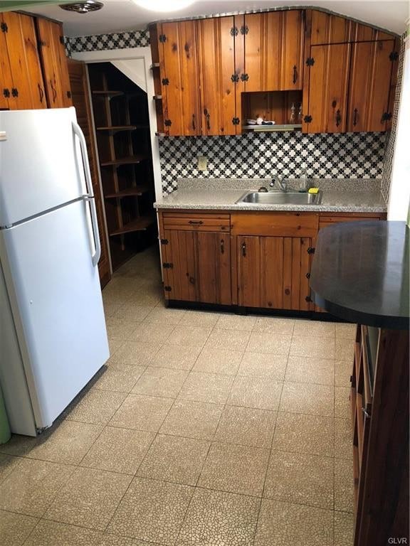 Primary Photo - 7 N Irving St