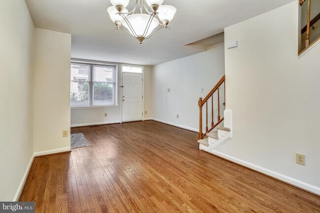 Foto del edificio - 538 N West St