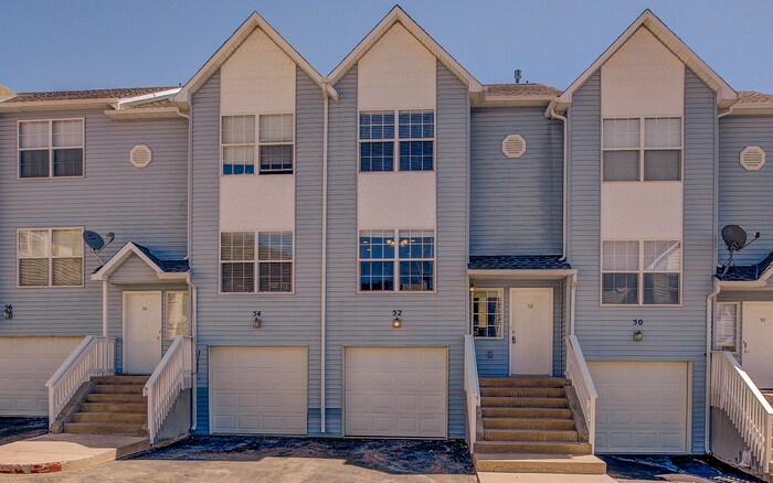 Primary Photo - 52 Vale Cir